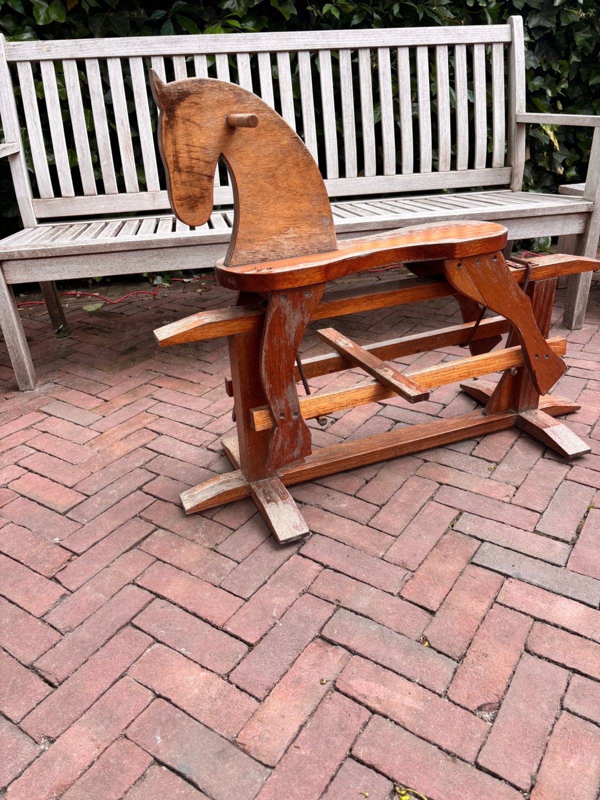 Houten schommel paard, Ophalen, Gebruikt