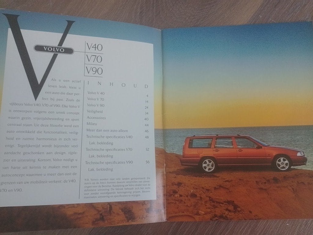Volvo V serie, V40, V70 en V90 dikke autofolder, Ophalen of Verzenden, Nieuw, Volvo