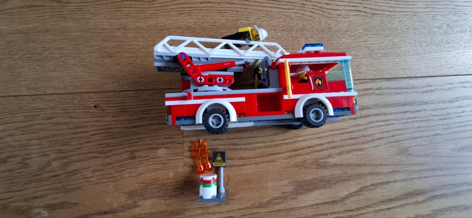 Te koop: lego city brandweerauto (60107), Lego, Ophalen of Verzenden, Compleet, Complete set