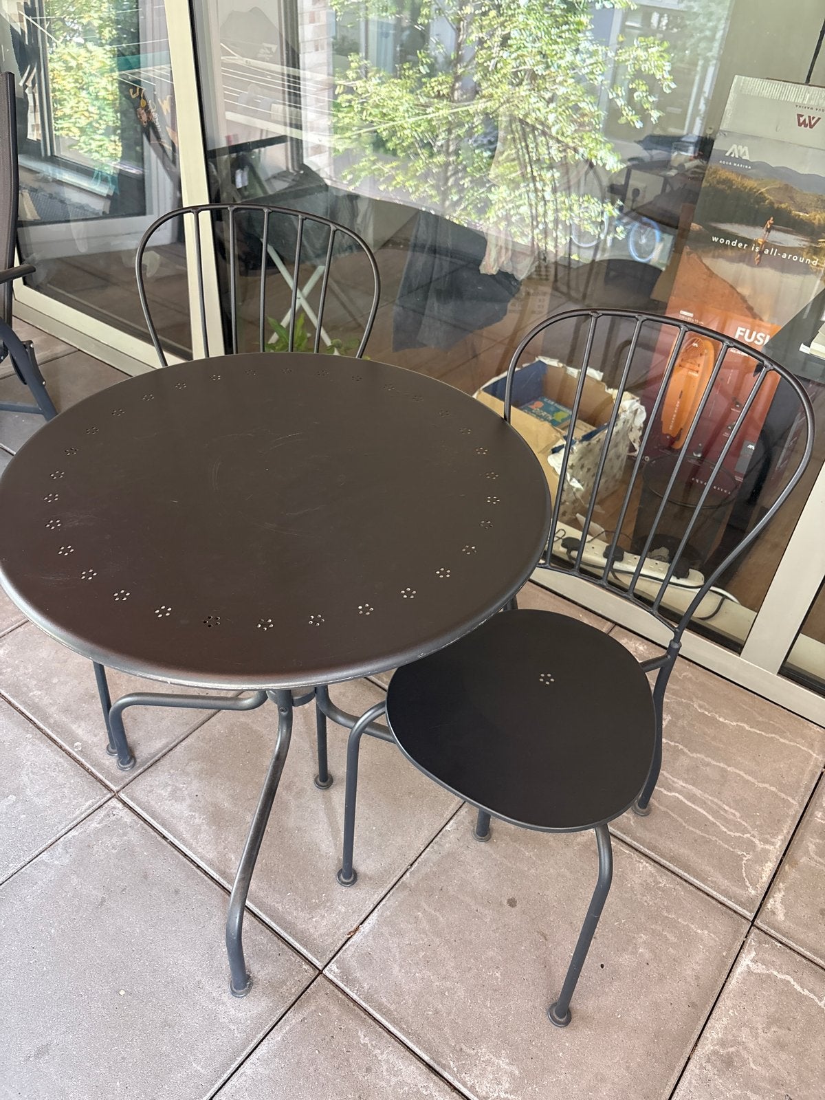 Ikea tafel met 2 stoelen, Ophalen, Gebruikt, Rond, Metaal