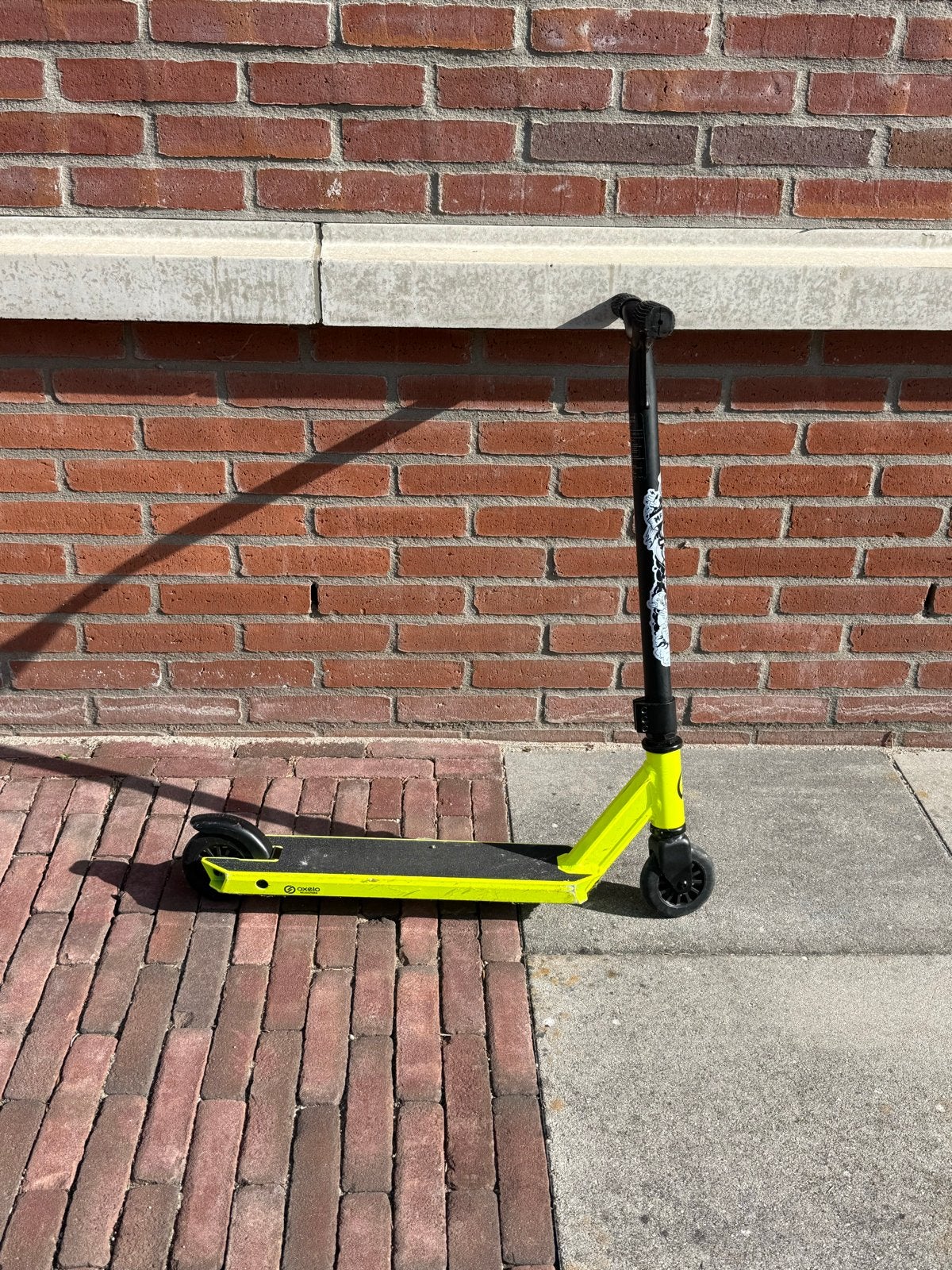 Stuntstep Oxelo MF One - Neon Geel/Zwart, Fietsen en Brommers, Steps, Ophalen, Gebruikt, Gewone step