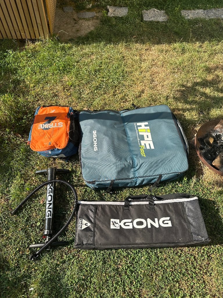Wing foil starter kit,  gong hipe first, F-one strike, foil, Watersport en Boten, Wingsurfen, Ophalen, Gebruikt, Wingsurfset