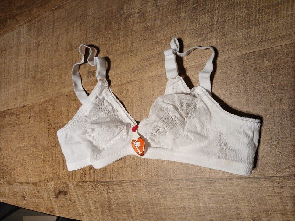 Lovable nieuwe witte bh maat 80B, Lovable, Ophalen of Verzenden, Wit, BH