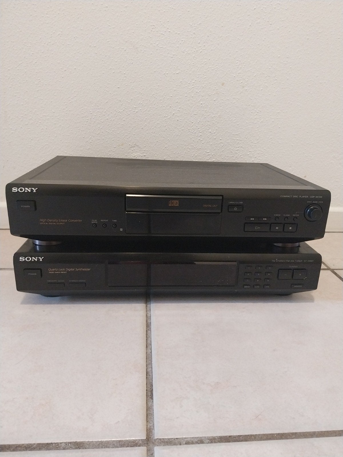 CD speler, digital Radio. Sony audio, Tuner., Ophalen of Verzenden, Zo goed als nieuw, Sony, Met radio