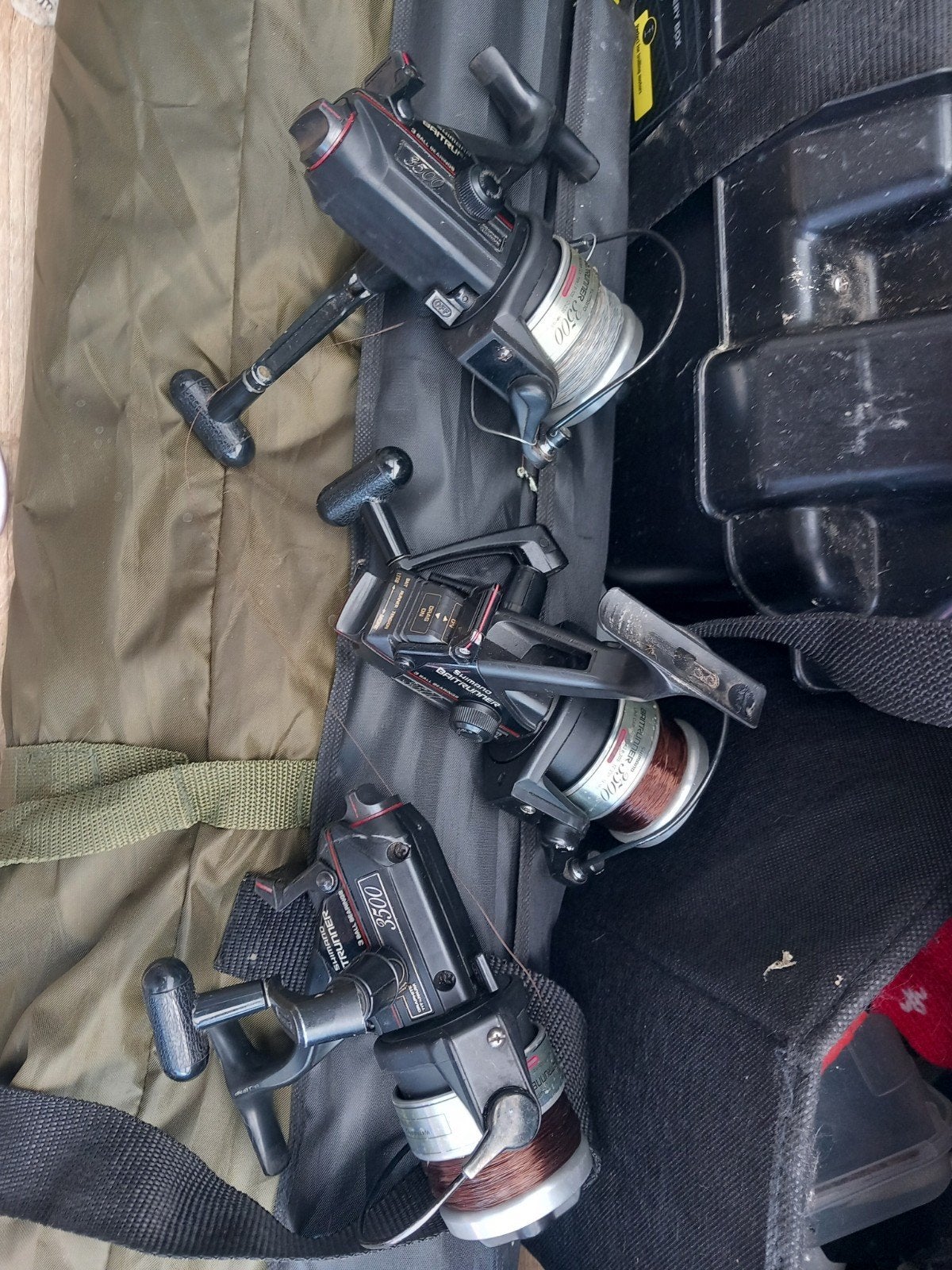 Set van 3 Shimano Baitrunner 3500 vismolens, Ophalen