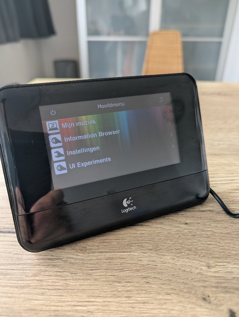 Logitech Squeezebox Touch netwerkspeler met touchscreen, Ophalen of Verzenden, Gebruikt, USB 2, Zonder harde schijf