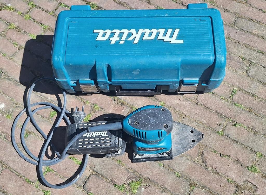 Makita BO4565k vlakschuurmachine met koffer, Doe-het-zelf en Verbouw, Gereedschap | Schuurmachines, Ophalen of Verzenden, Gebruikt