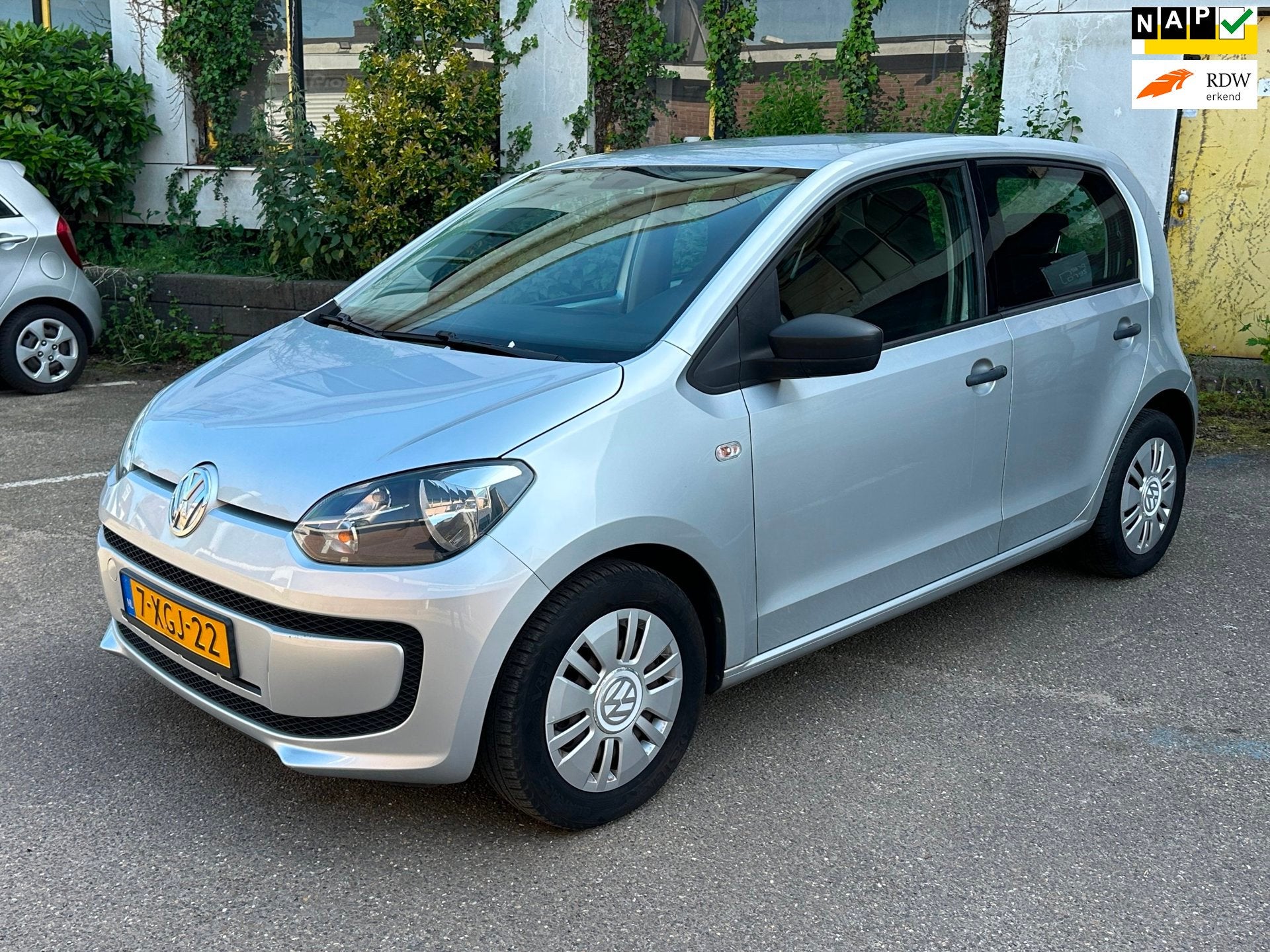 Volkswagen Up! 1.0 take up! BlueMotion / Airco / Nieuw APK, Voorwielaandrijving, Euro 5, Gebruikt, Up!
