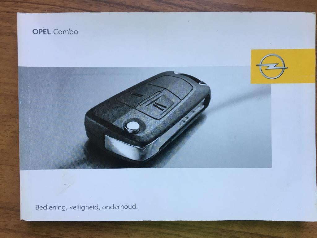 Instructieboek Opel Combo Tour, Opel Combo bestel 2006, Ophalen of Verzenden