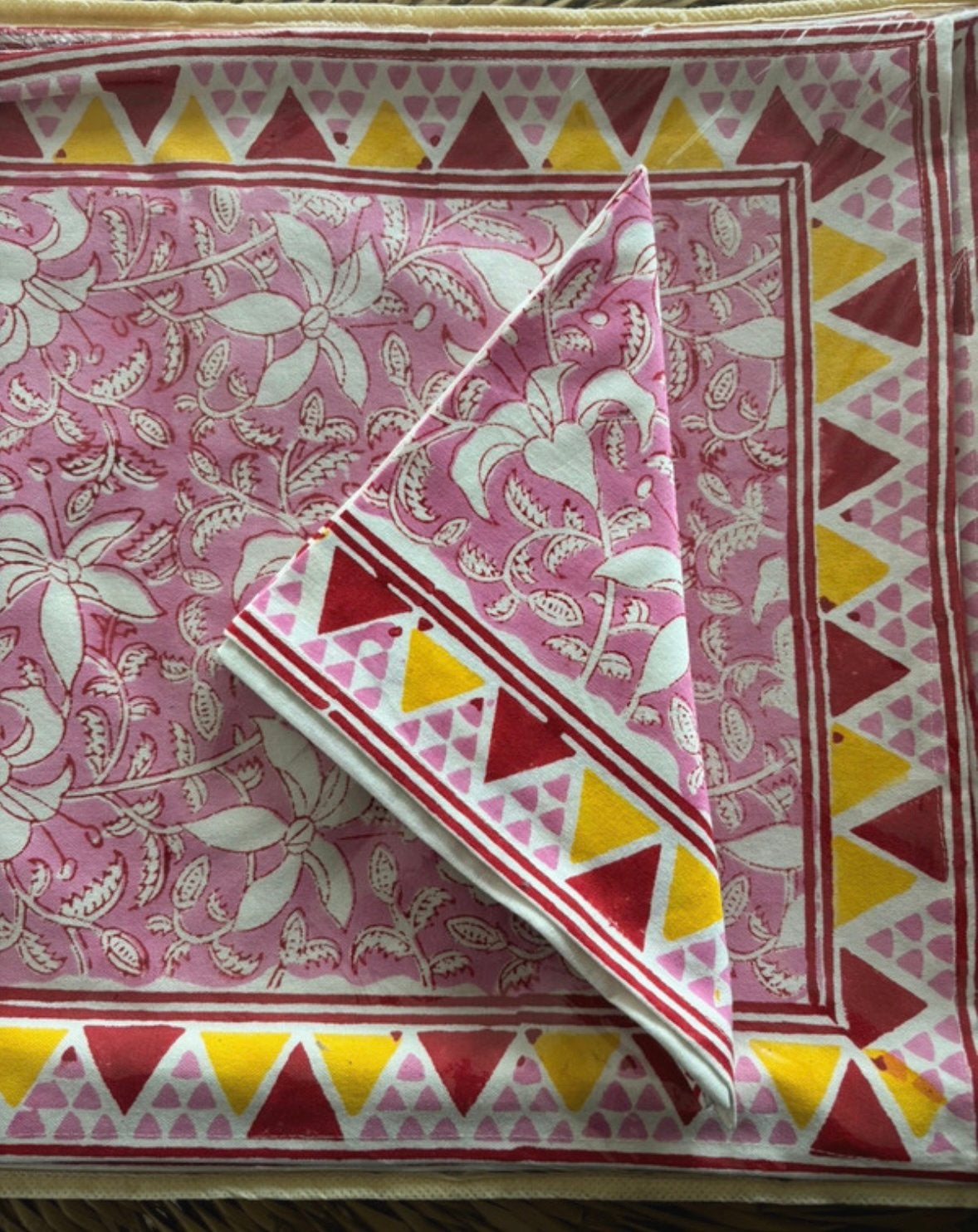 6 placemats & servetten & tafelloper in hoes, Ophalen of Verzenden, Nieuw