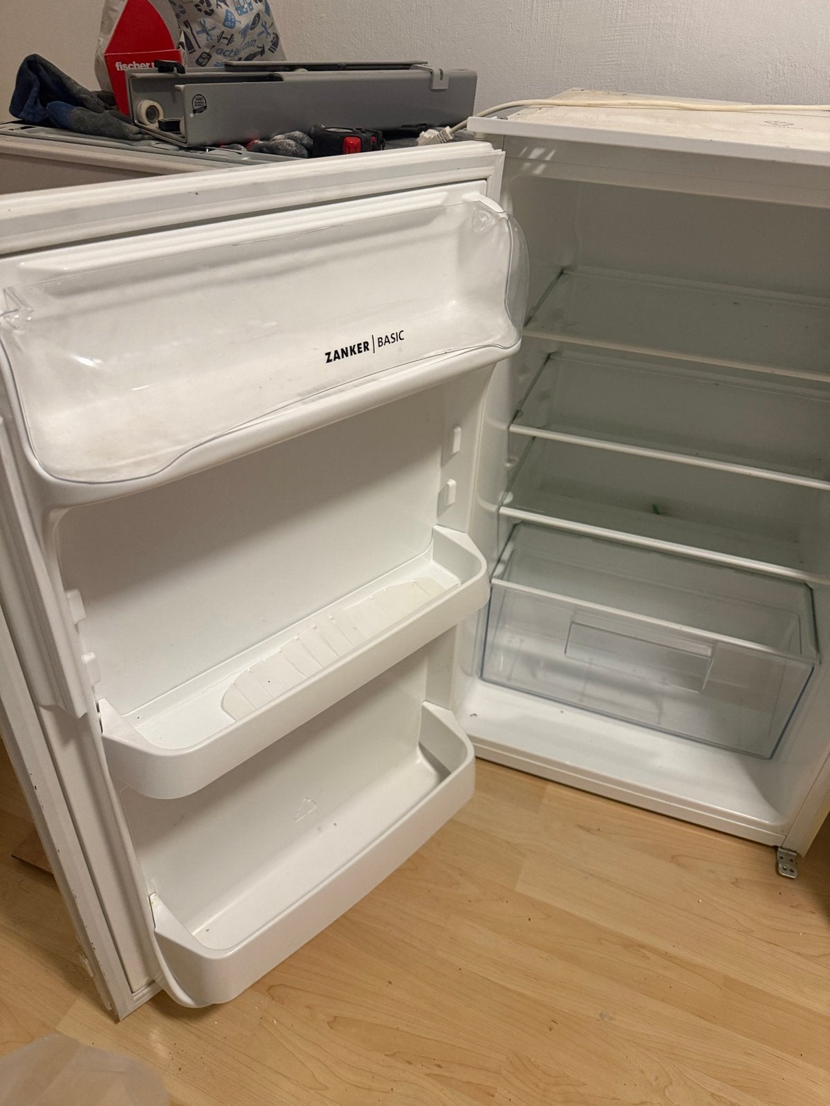 Zanker Basic Koelkast - Compact en Efficiënt, 100 tot 150 liter, 45 tot 60 cm, Ophalen, 85 tot 120 cm