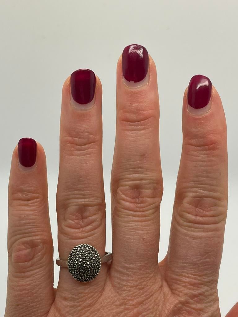 C883 Prachtige zilveren markasiet ring maat 18, Sieraden, Tassen en Uiterlijk, Ringen, 18 tot 19, Ophalen of Verzenden, X, Met edelsteen