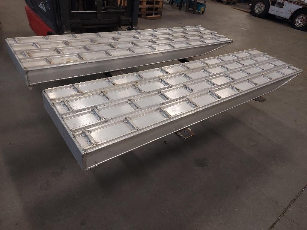 Rampen Oprijplaten Aluminium 30ton set, Auto-onderdelen, Vrachtwagen-onderdelen, Ophalen of Verzenden, Nieuw, Overige merken