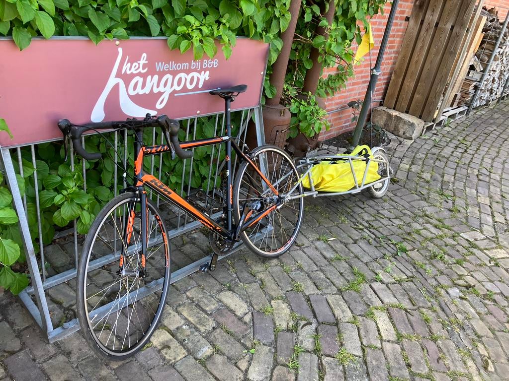 KTM Strada + Bob Yak fietsaanhanger, Ophalen, Gebruikt