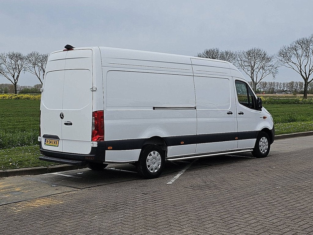MERCEDES-BENZ ESPRINTER 320 300km wltp 81kwh, Automaat, Stoelverwarming, Gebruikt, Wit
