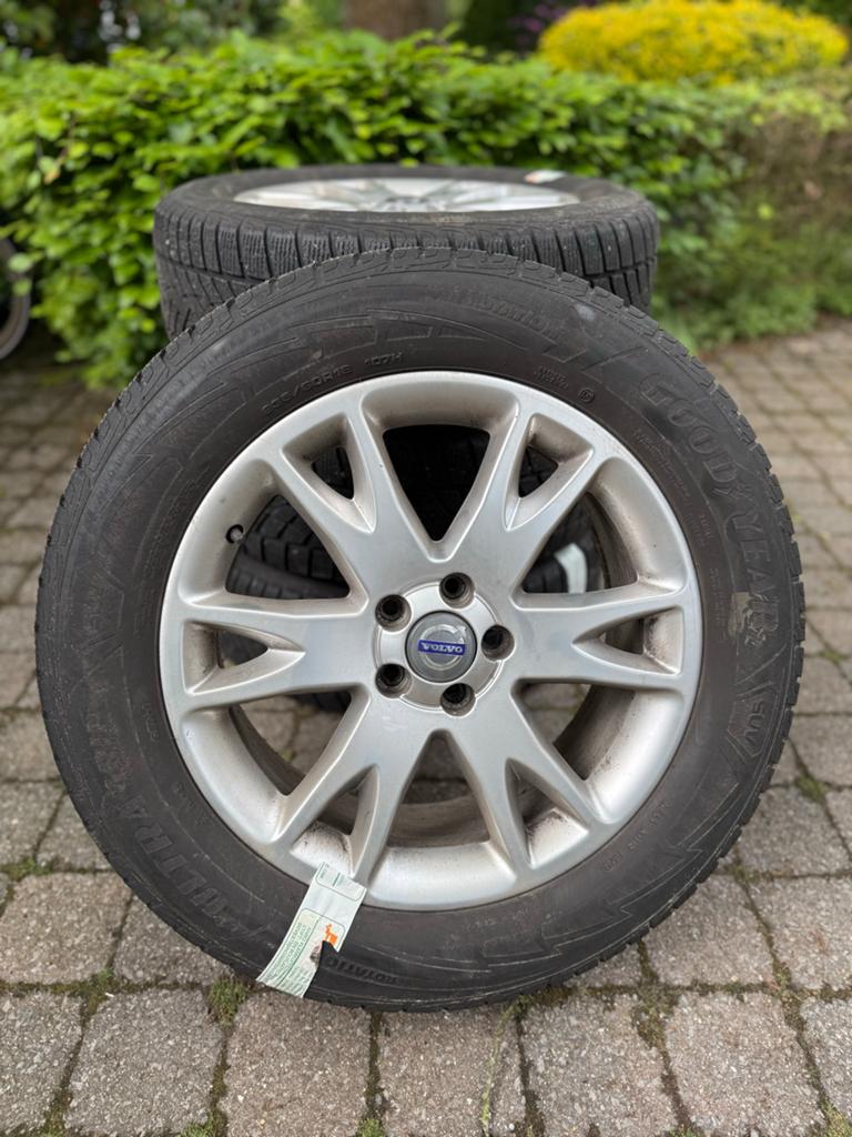 18” Volvo velgen winterset 235/60R18, Ophalen, 18 inch, Gebruikt, Banden en Velgen