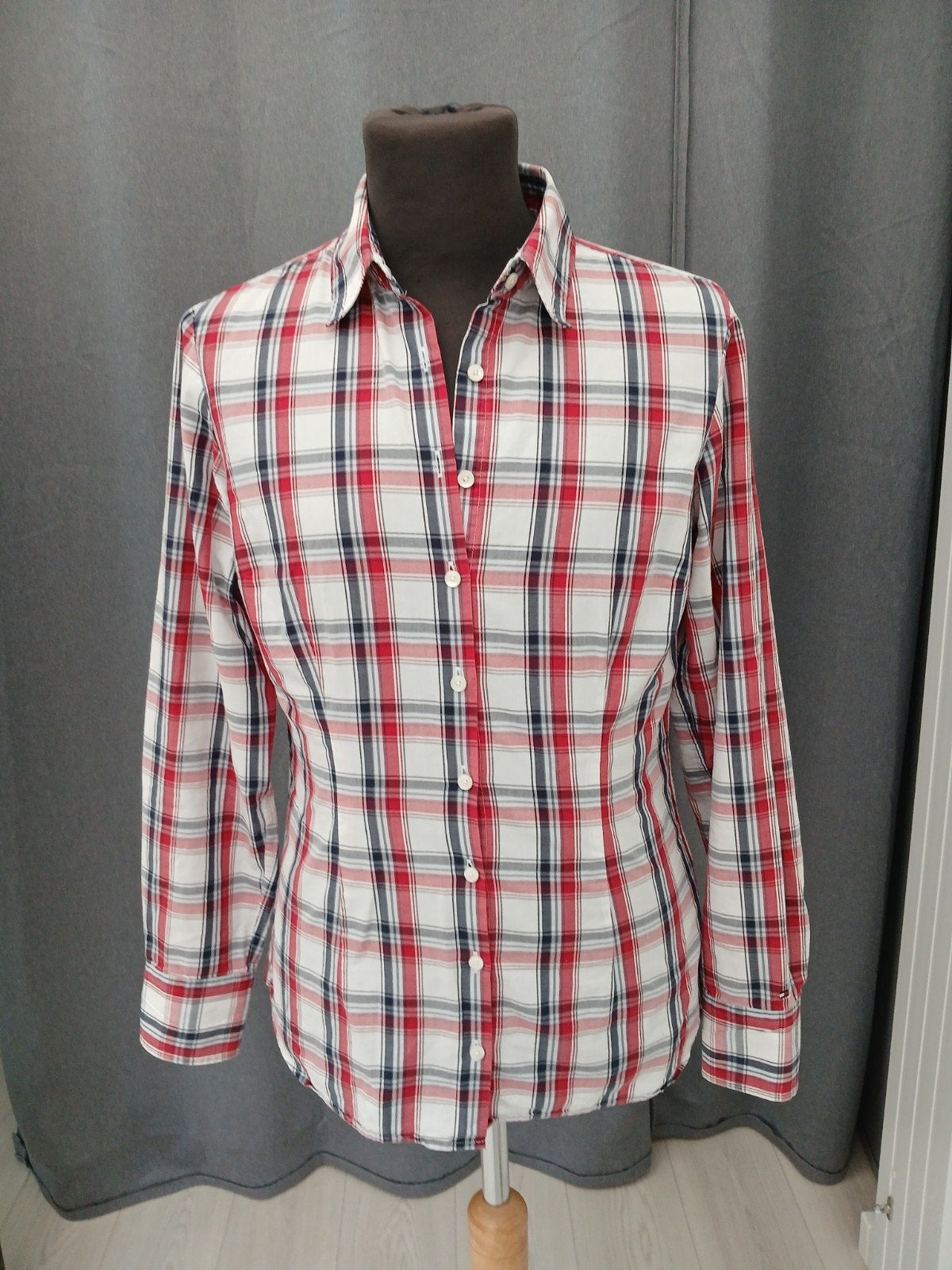 Tommy Hilfiger geruite blouse maat S, Kleding | Dames, Ophalen of Verzenden, Zo goed als nieuw, Maat 36 (S), Rood