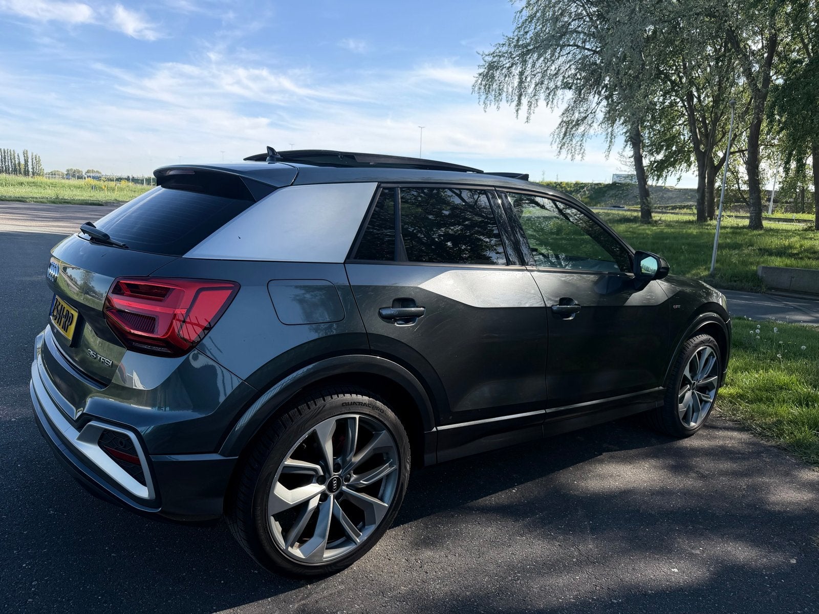 Audi Q2 2021Full Option /Pano/Digital Disp, Auto's, Audi, 4 cilinders, Alcantara, 690 kg, Particulier