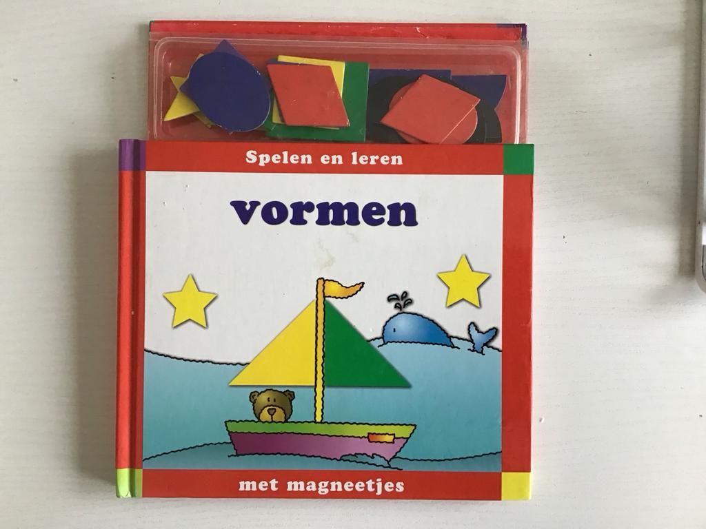 Spelen en leren: Vormen met magneetjes, Ophalen of Verzenden, Zo goed als nieuw, Knutselen