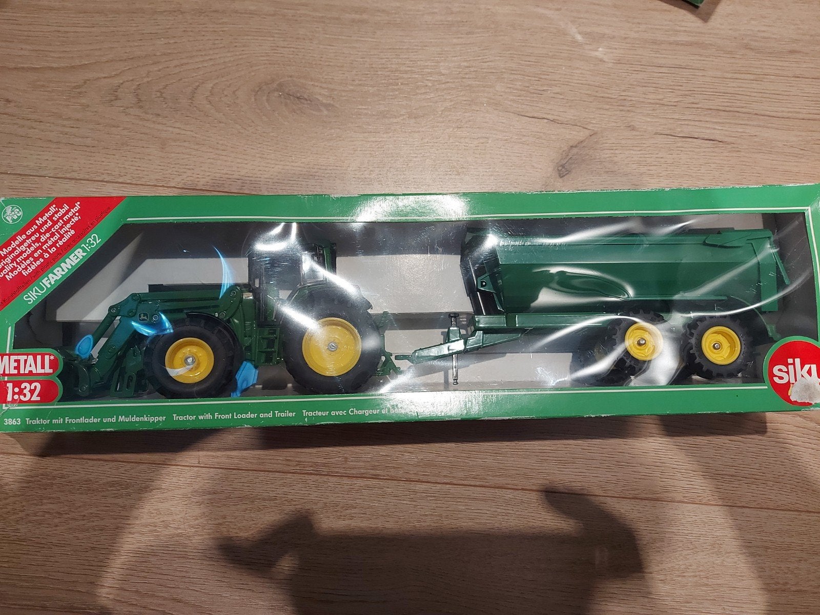 tractor met aanhanger en watertank, Ophalen, Nieuw