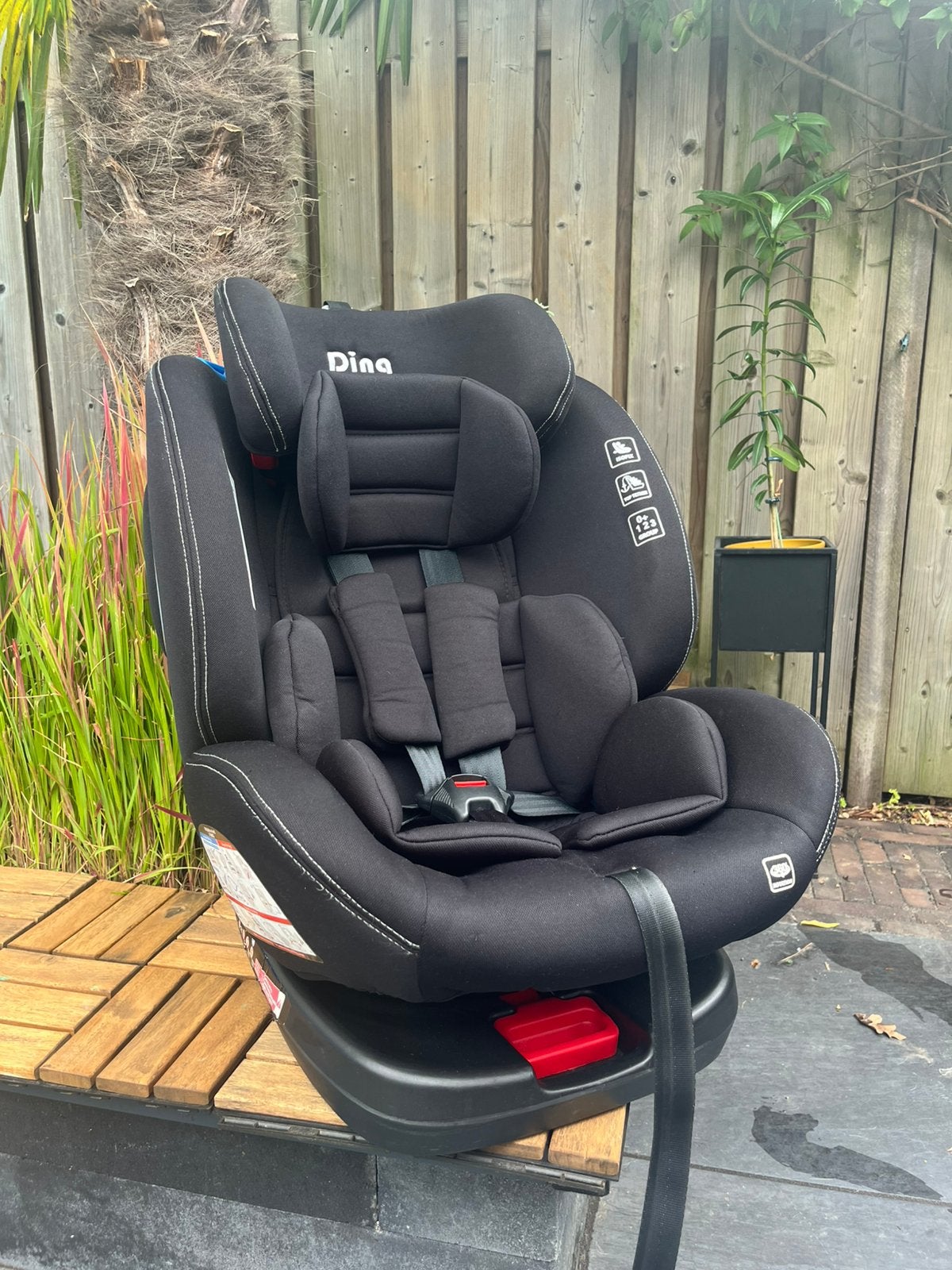 Autostoel ding aiden 0/1/2/3 groep zo goed als nieuw, Kinderen en Baby's, Autostoeltjes, Verstelbare rugleuning, Zo goed als nieuw