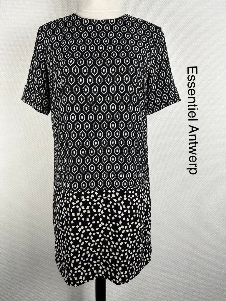 Essentiel Antwerp Jurk  (mt: 40) 16,2/9277, Maat 38/40 (M), Zwart, Ophalen of Verzenden, Zo goed als nieuw