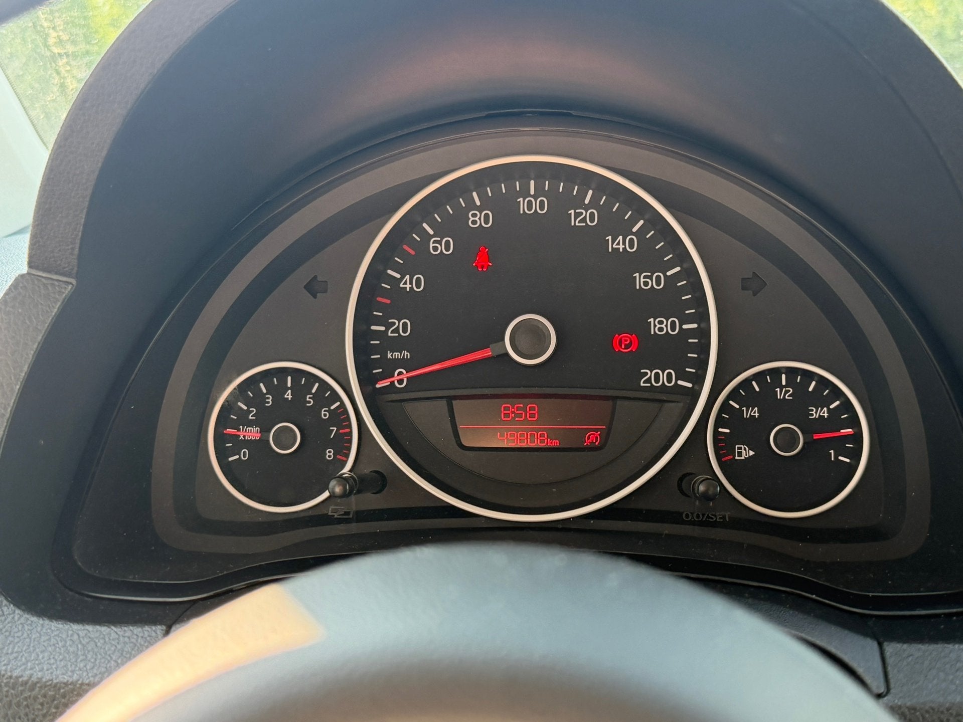 Foto 9 van Volkswagen Up! 1.0 take up! BlueMotion Airco Lage km stand