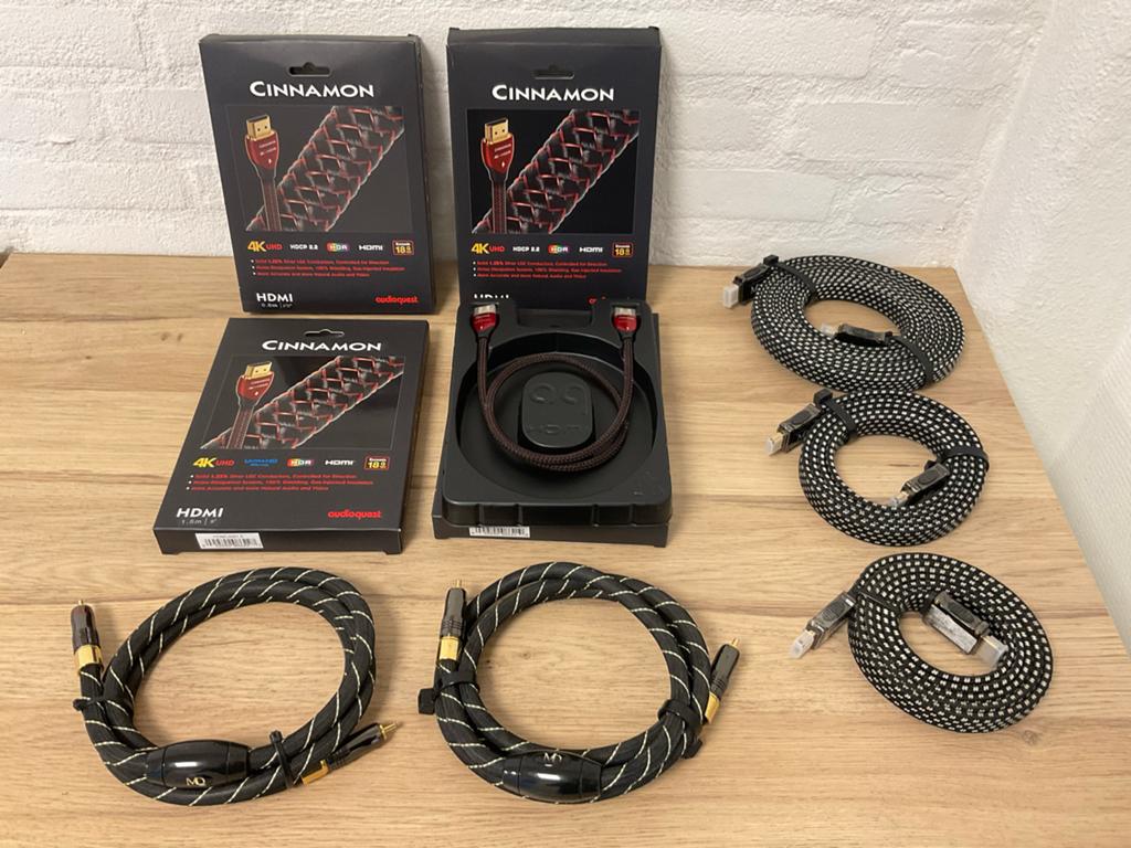 Diverse hifi kabels: AudioQuest en MQ, Verzenden, Zo goed als nieuw, 2 tot 5 meter, HDMI-kabel