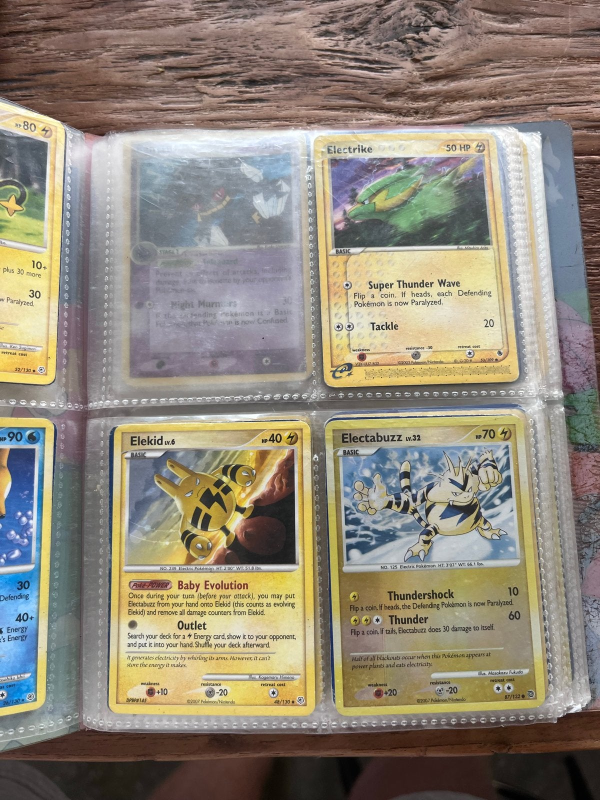 Grote verzameling Pokémon kaarten in map, Hobby en Vrije tijd, Ophalen of Verzenden, Gebruikt, Meerdere kaarten