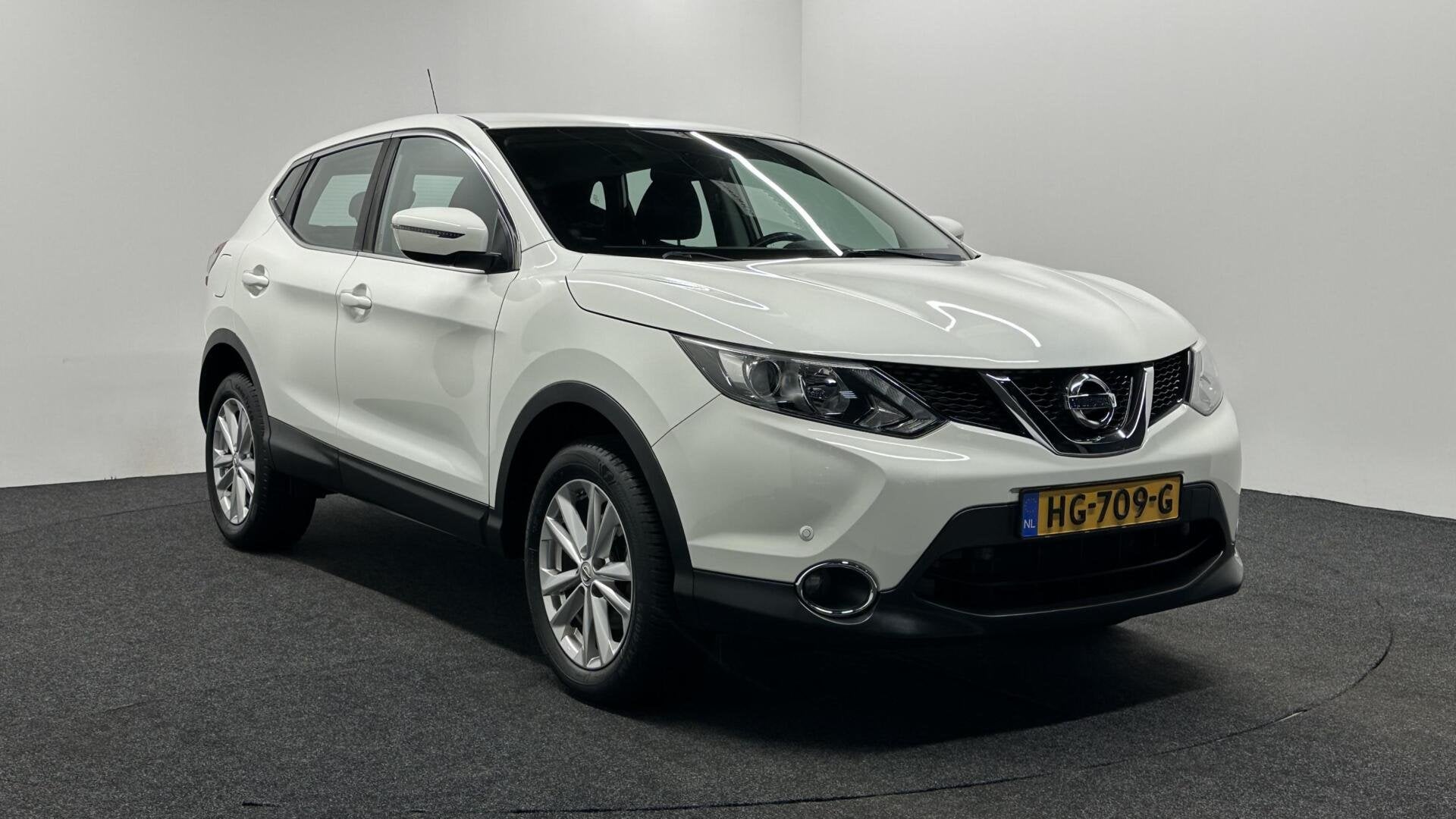 Nissan Qashqai 1.2 Acenta TREKHAAK ECC LM CRUISE 104000KM., Voorwielaandrijving, Stof, Gebruikt, Euro 6