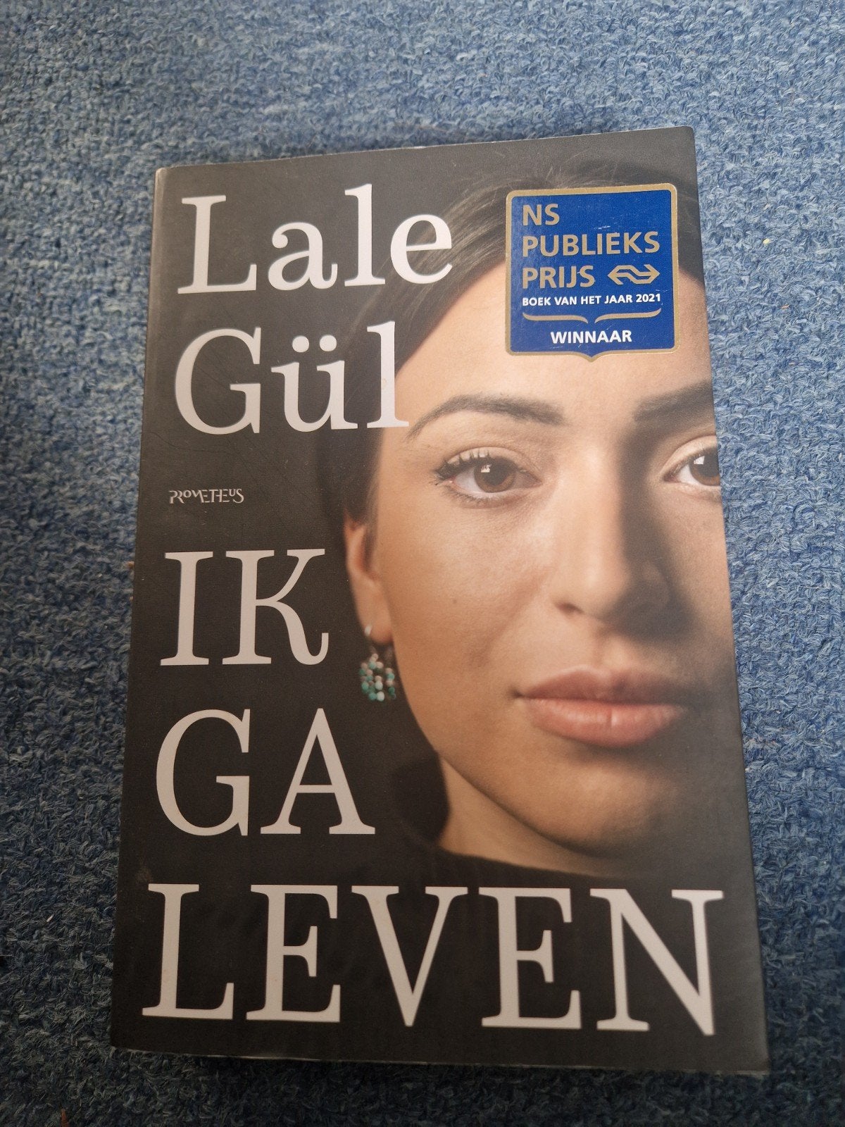 Lale Gül - Ik Ga Leven (NS Publieksprijs Winnaar), Ophalen of Verzenden, Nieuw, Lale Gül