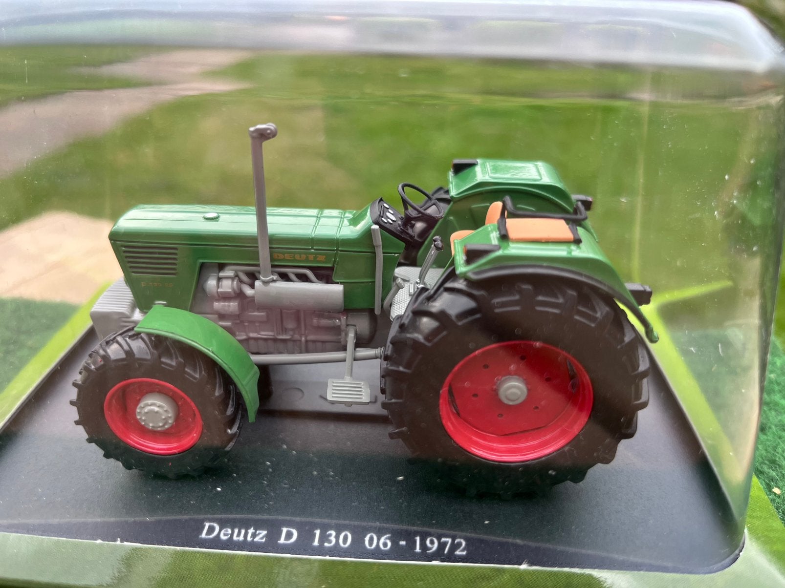 Deutz 13006. 1:43, Ophalen of Verzenden, Zo goed als nieuw, Tractor of Landbouw, Overige merken