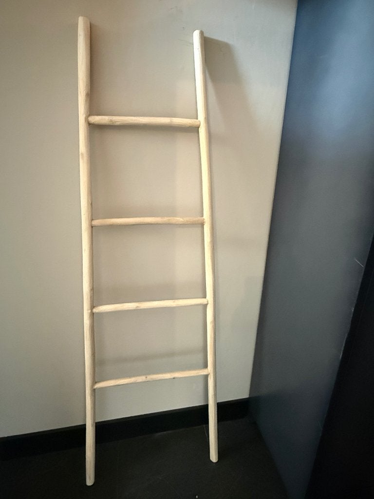 Decoratieve houten ladder – landelijk / naturel, Ophalen, Zo goed als nieuw, Ladder, Minder dan 2 meter