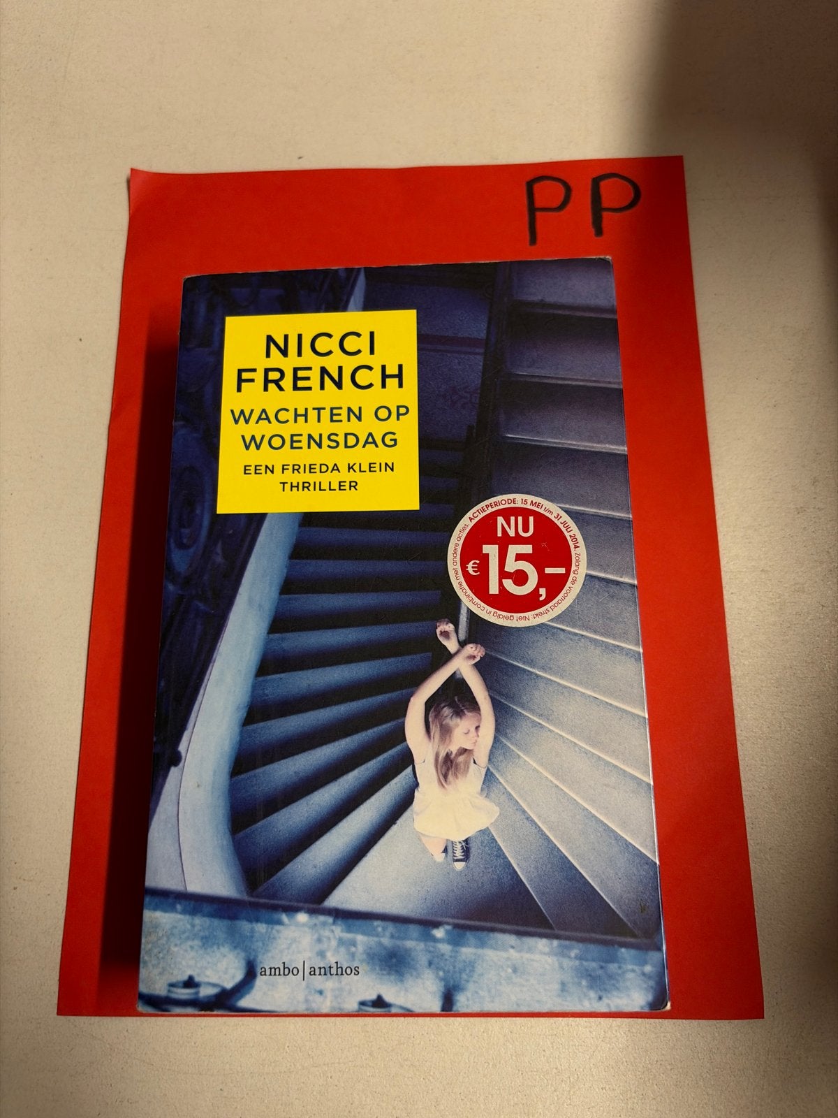 Nicci French - Wachten op Woensdag (Frieda Klein thriller), Boeken, Ophalen of Verzenden, Gelezen, Europa overig