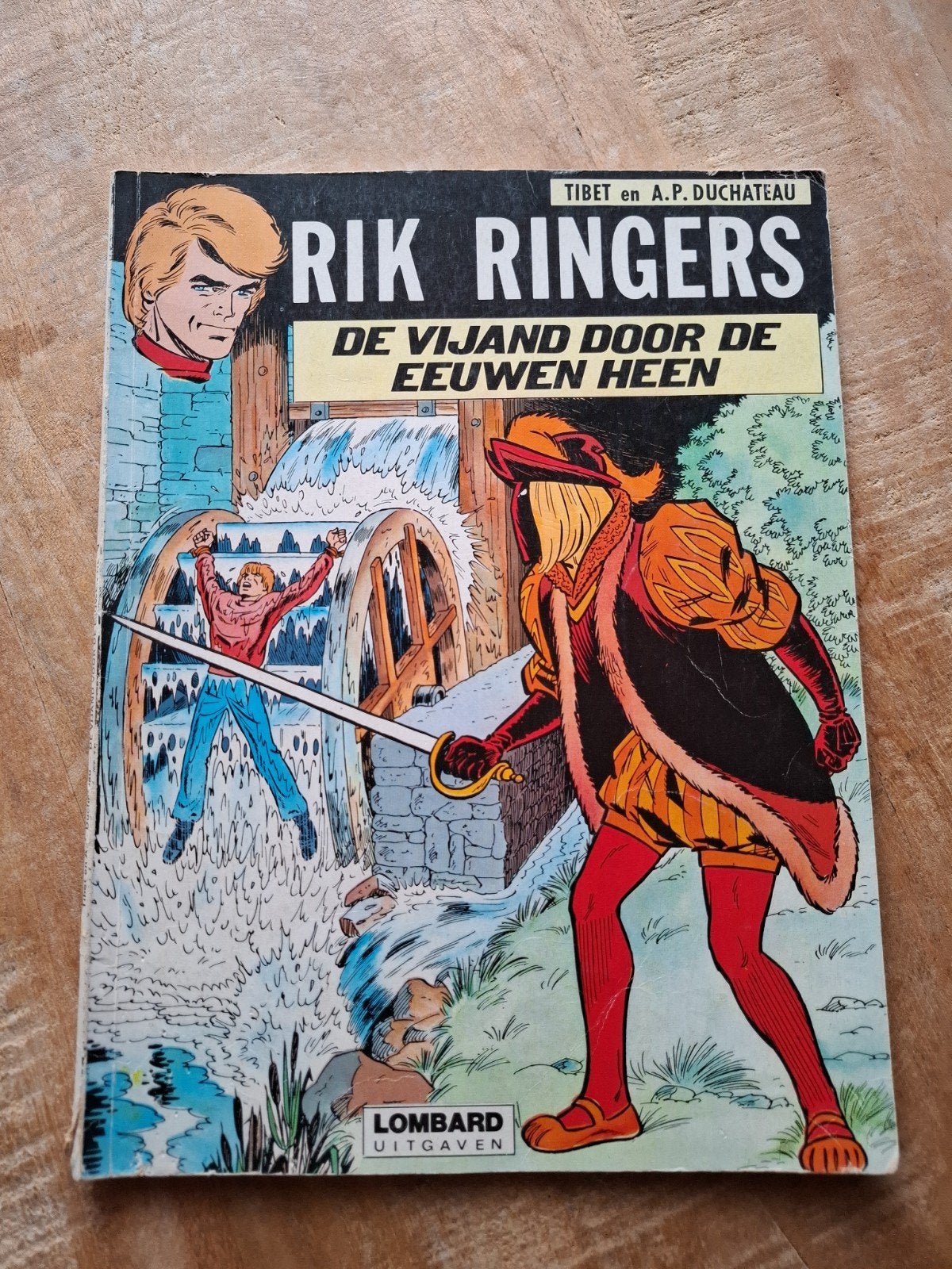 Rik Ringers - De Vijand Door De Eeuwen Heen, Boeken, Eén stripboek, Ophalen of Verzenden, Gelezen, Tibet en A.P. Duchateau