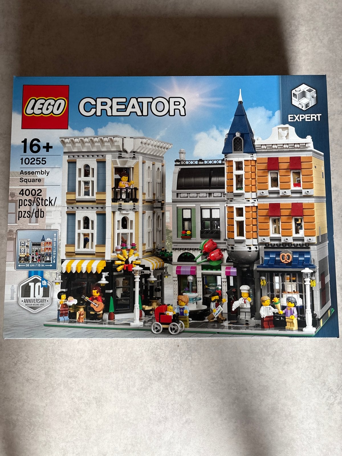 LEGO Creator Expert 10255 Assembly Square Nieuw/Sealed, Kinderen en Baby's, Lego, Nieuw, Ophalen of Verzenden, Ongeopend/sealed
