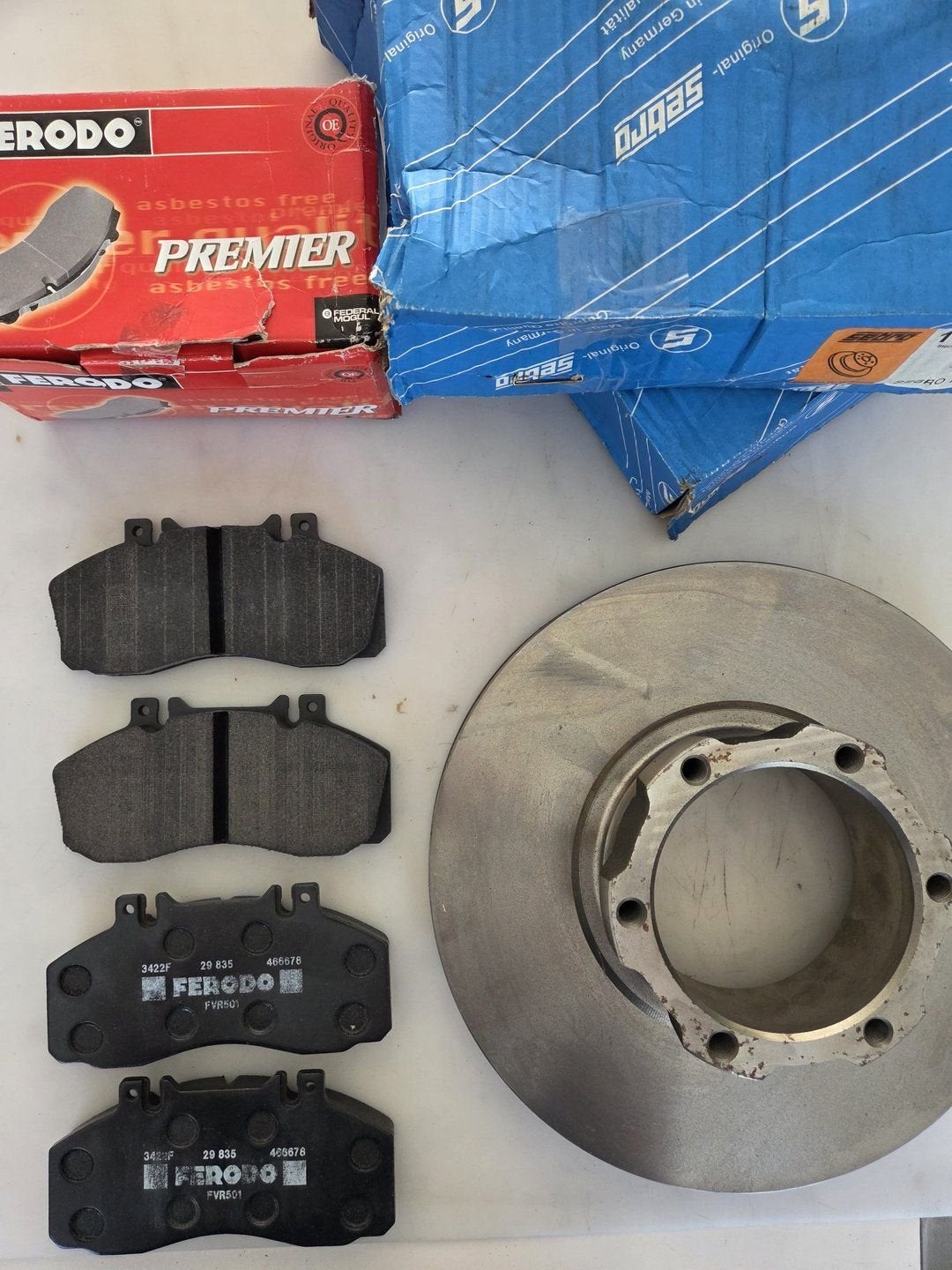Set Sebro Remschijven met Remblokken Mercedes Vario, Sebro, -, Nieuw, Ophalen of Verzenden
