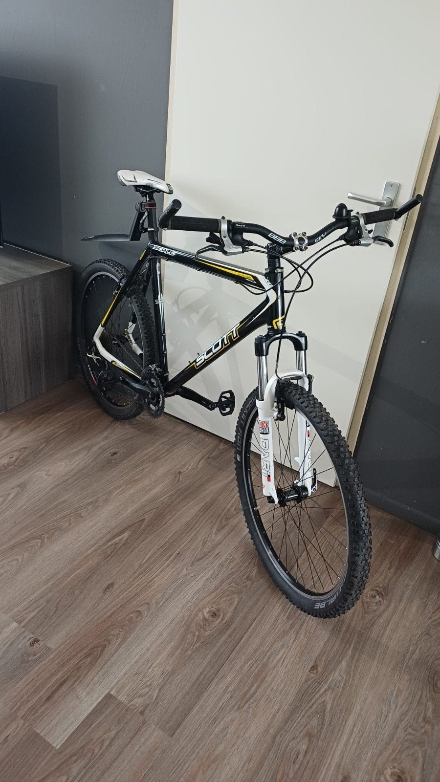 Scott scale  mountainbike 26" D53. 24 Versnellingen, Ophalen, 24 inch of meer, Velgrem, Scott scale