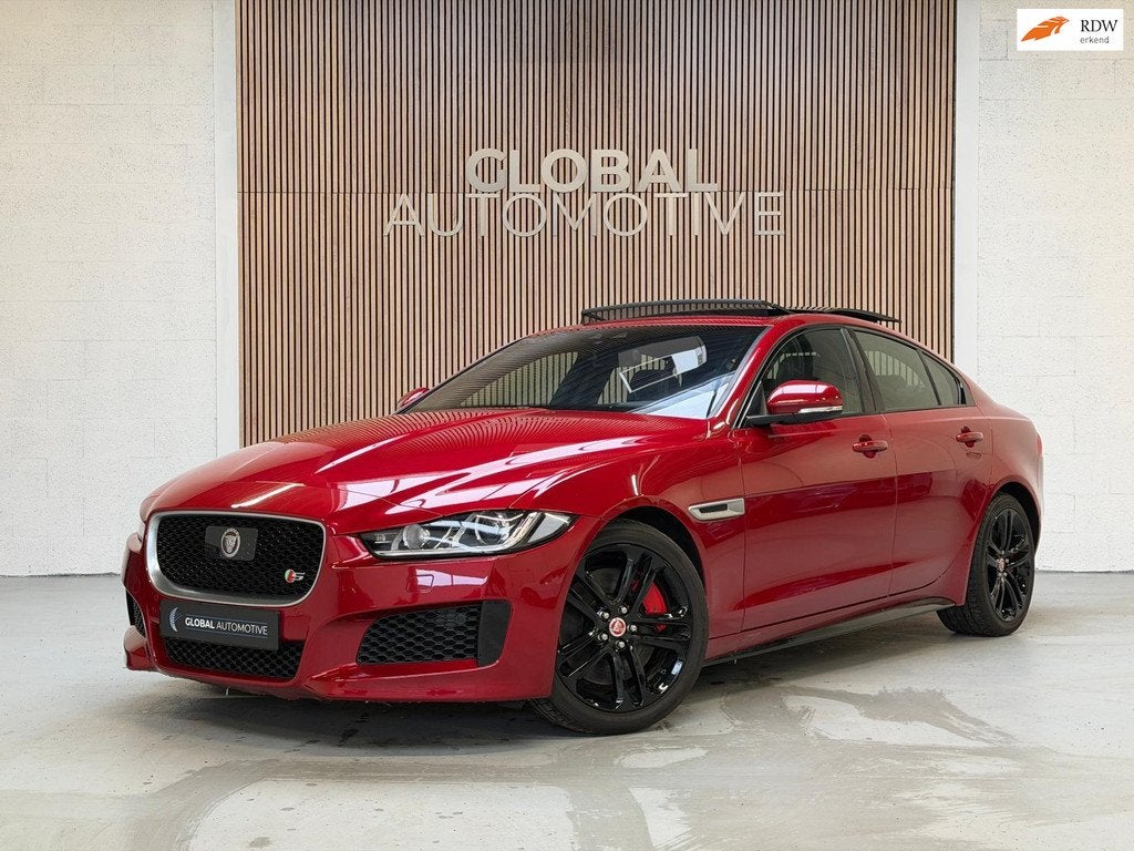 Jaguar XE 3.0 S V6 - SCHUIFDAK - CAMERA - VOORRUIT VERWARMIN, Automaat, Achterwielaandrijving, Gebruikt, 2995 cc