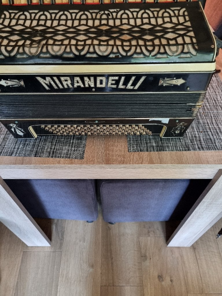 acordion, Muziek en Instrumenten, Overige merken, Gebruikt, Verzenden, Met koffer