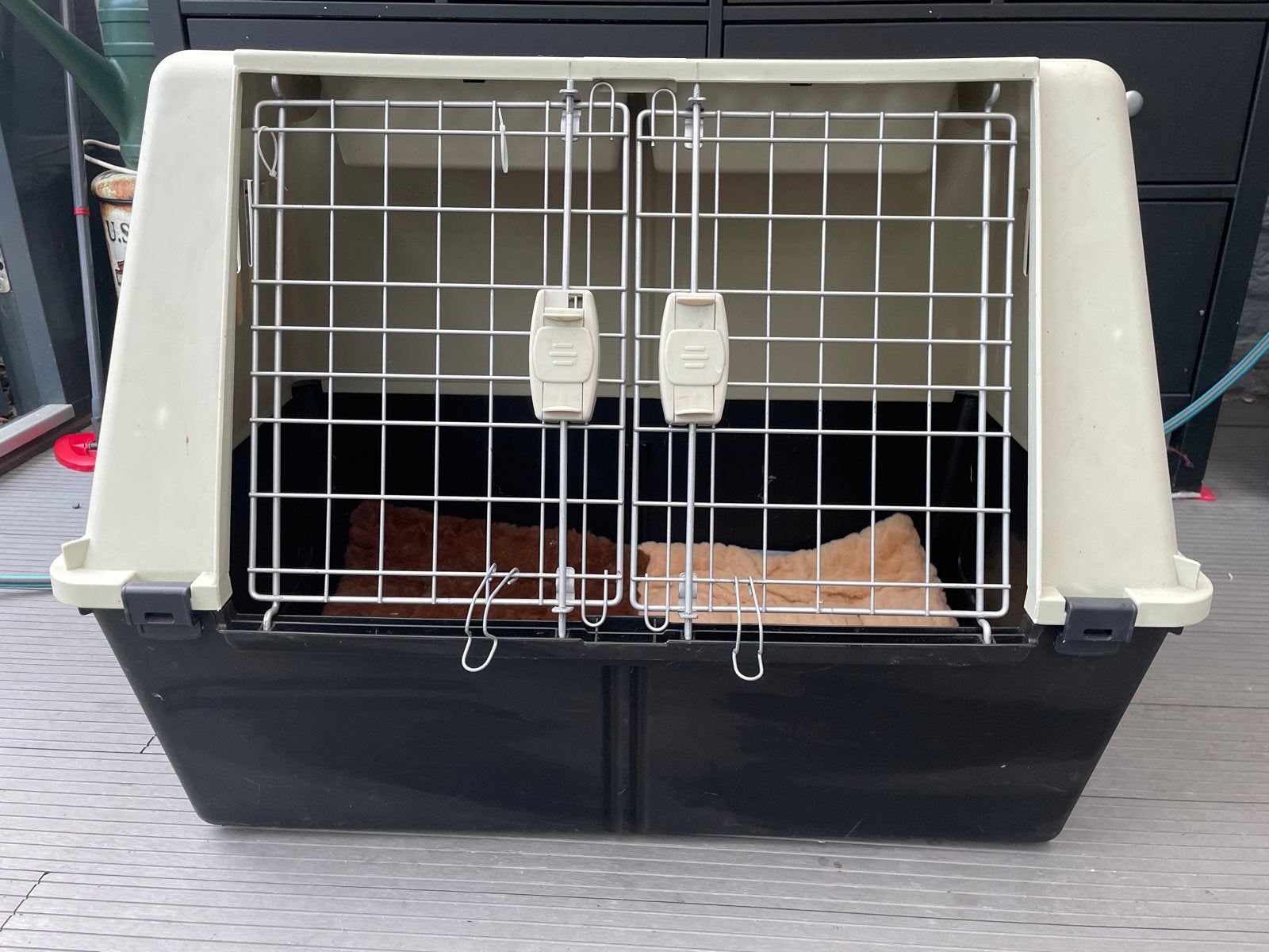 Honden transportbox, Ophalen of Verzenden, Zo goed als nieuw
