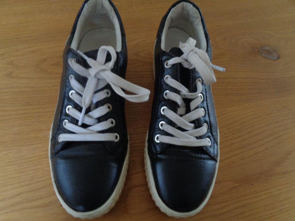 GABOR leren sneakers. mt 40G, Kleding | Dames, Schoenen, Zo goed als nieuw, Sneakers of Gympen, Zwart, Ophalen of Verzenden
