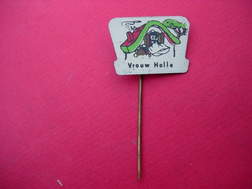 Speldje van Vrouw Holle :(Kennemerlaan), Verzenden, Zo goed als nieuw, Figuurtje, Speldje of Pin