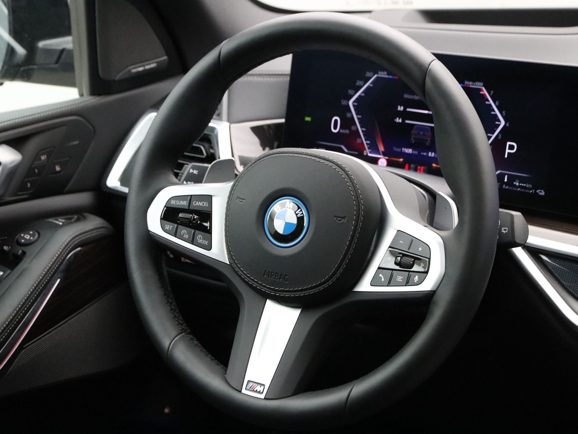 BMW X5 xDrive50e (bj 2025, automaat), Auto's, Gebruikt, 2395 kg, Met garantie (alle), Overige brandstoffen