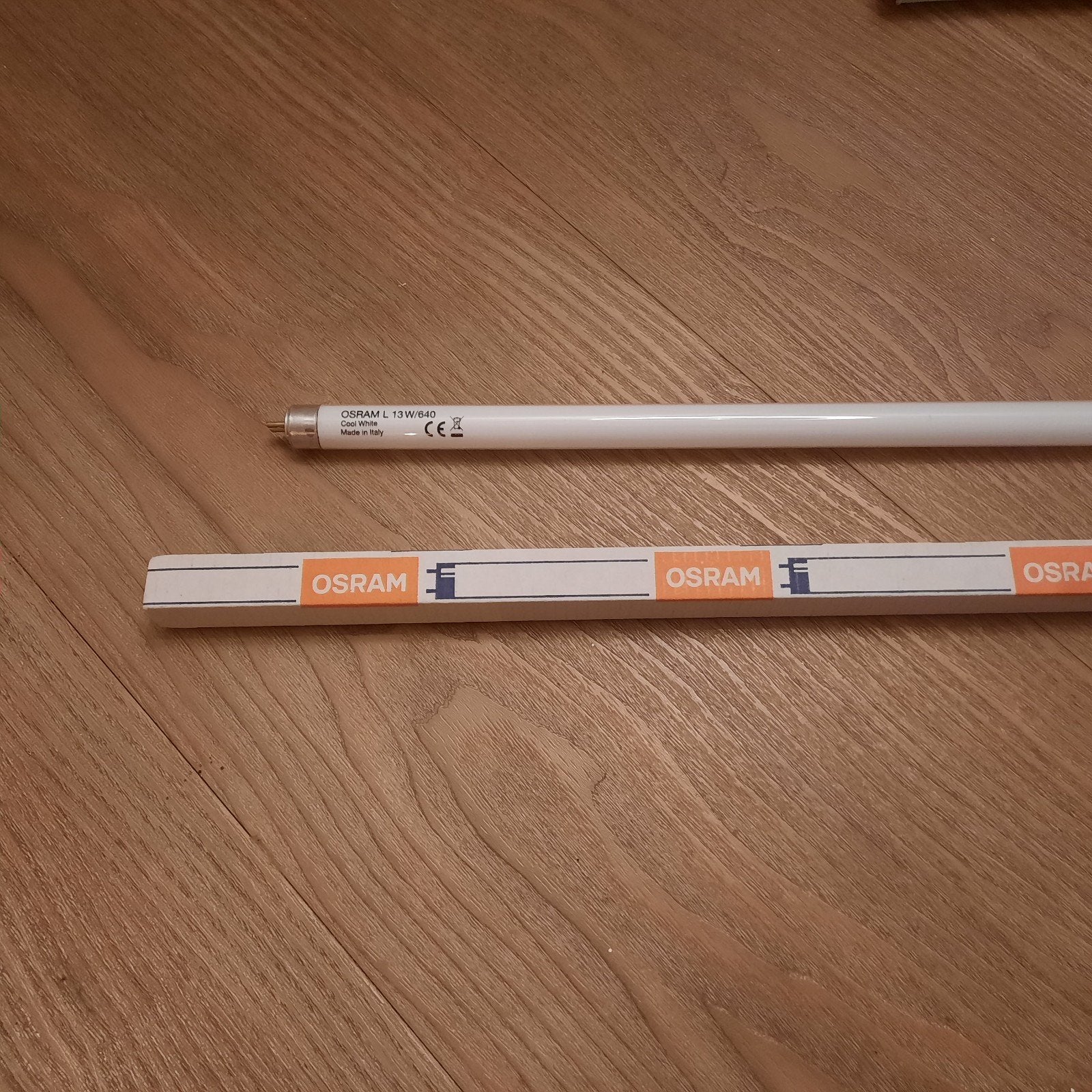 2 x Osram L 13W/640 TL-buis - lengte 50 cm, diameter 15 mm., Ophalen, Nieuw