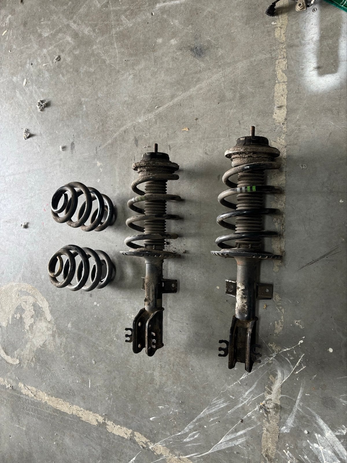 Schokdempers en veren vw transporter t6 caravelle 4 Motion, Ophalen of Verzenden, Gebruikt