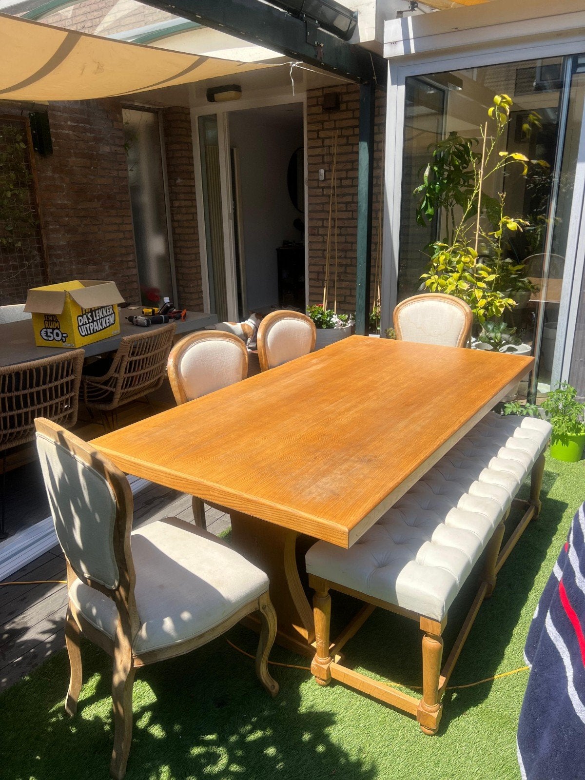Eetkamer set van 4 stoelen, een bench en een eettafel, Ophalen, Gebruikt, Bruin, Mediterranean