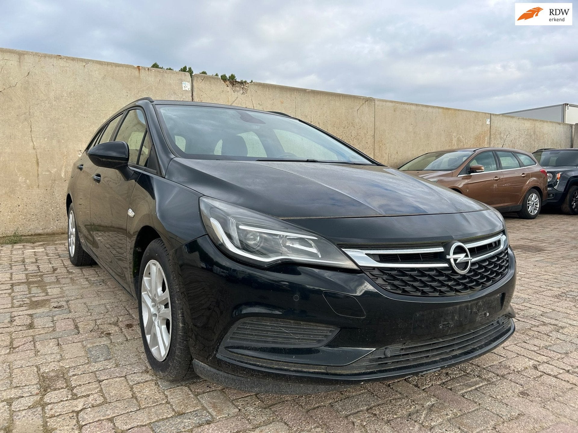 Opel Astra Sports Tourer 1.6 CDTI Innovation, Voorwielaandrijving, Stof, Zwart, Origineel Nederlands
