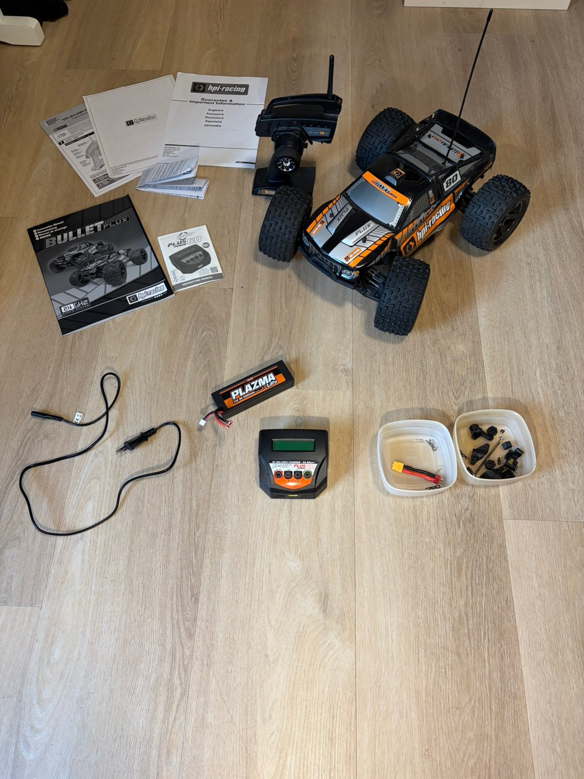 HPI Bullet Flux 4WD Brushless Incl 2 accu's, lader & zender!, Ophalen of Verzenden, Zo goed als nieuw, Auto offroad