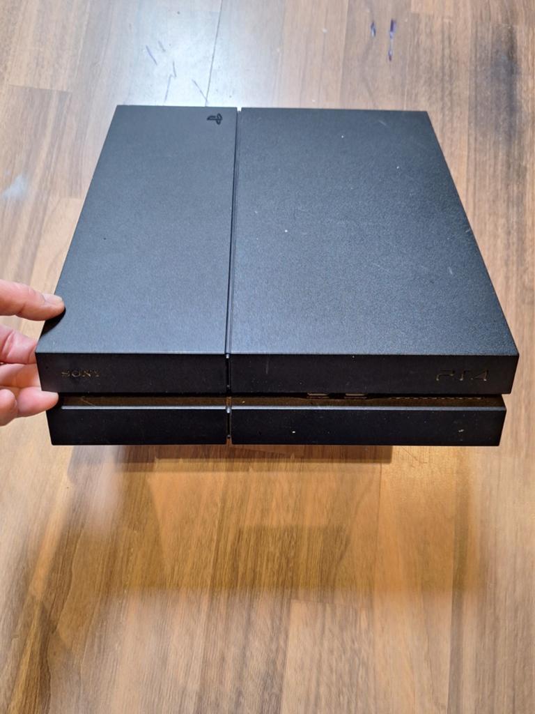 Ps4, Spelcomputers en Games, Spelcomputers | Sony PlayStation 4, Ophalen, Zo goed als nieuw, Met 1 controller, Slim